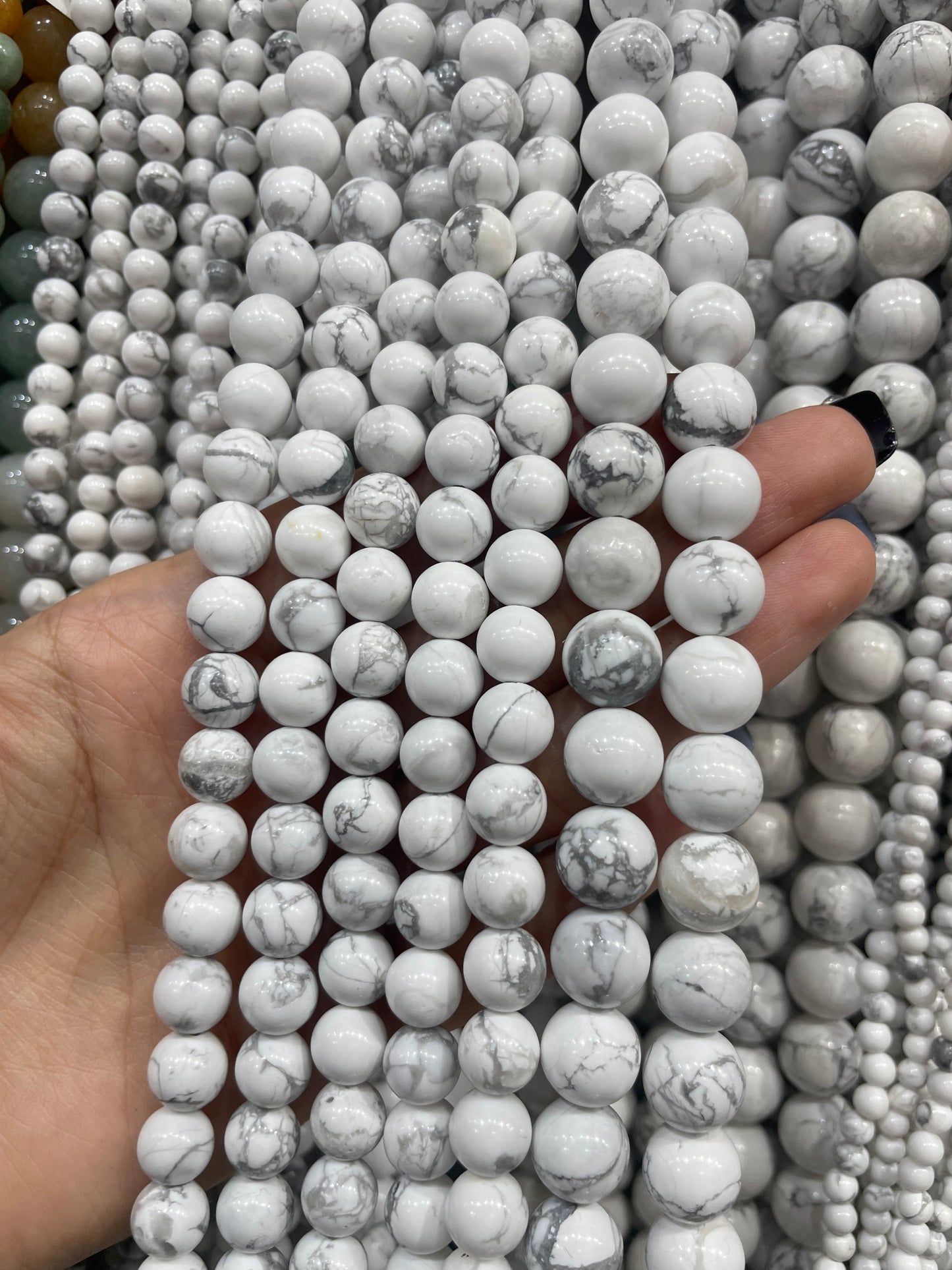 natural howlite strand