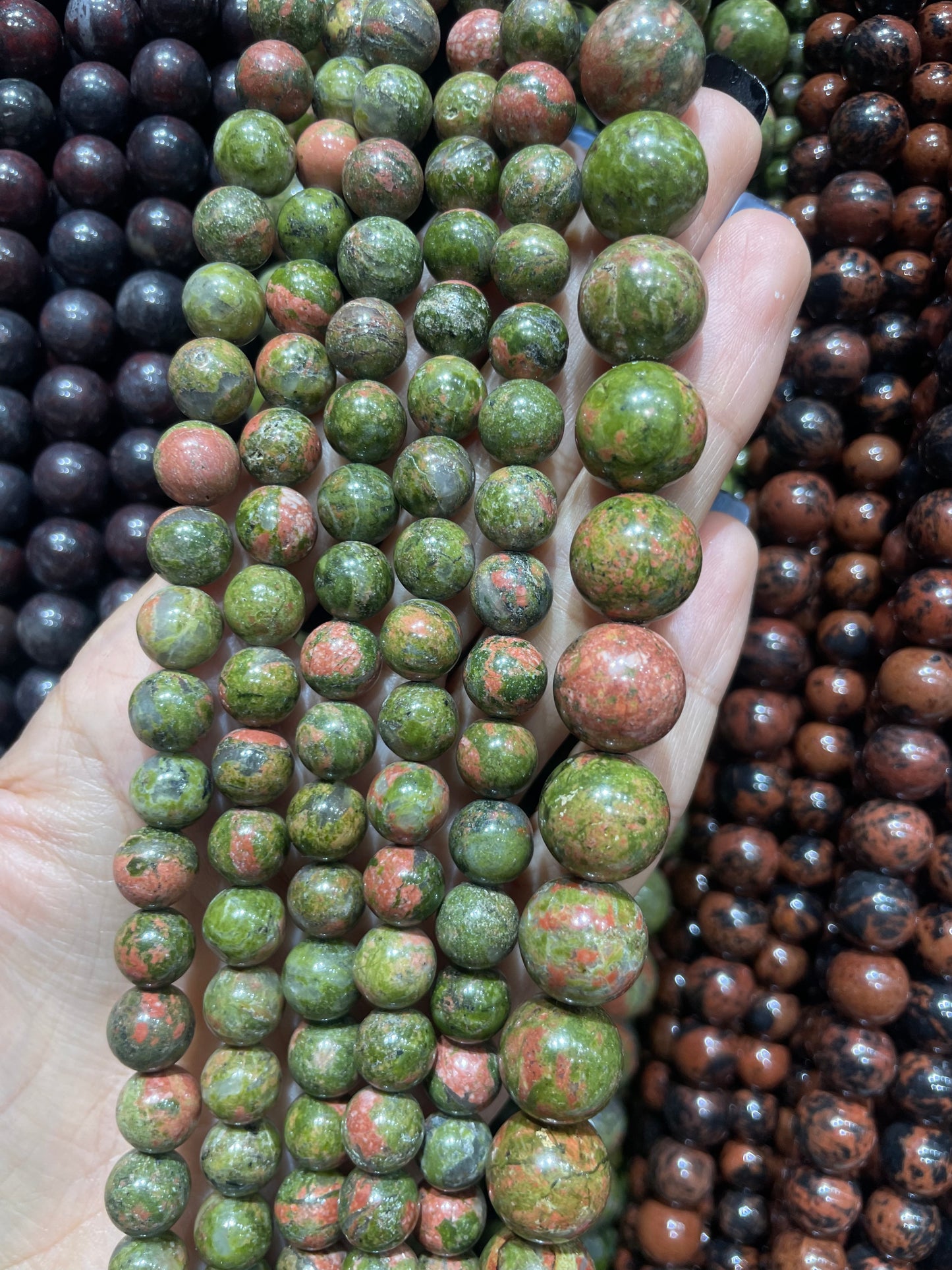 unakite strand