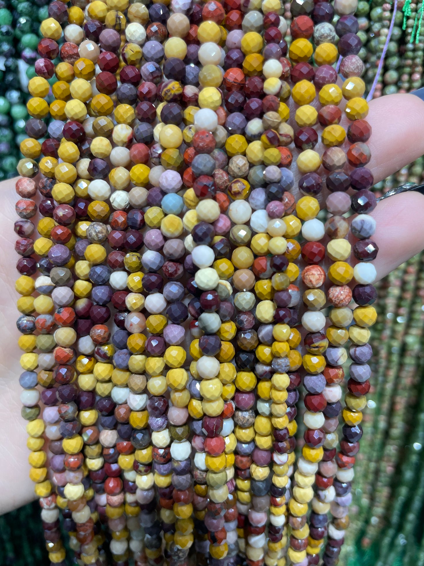 faceted moonkite strand 4mm