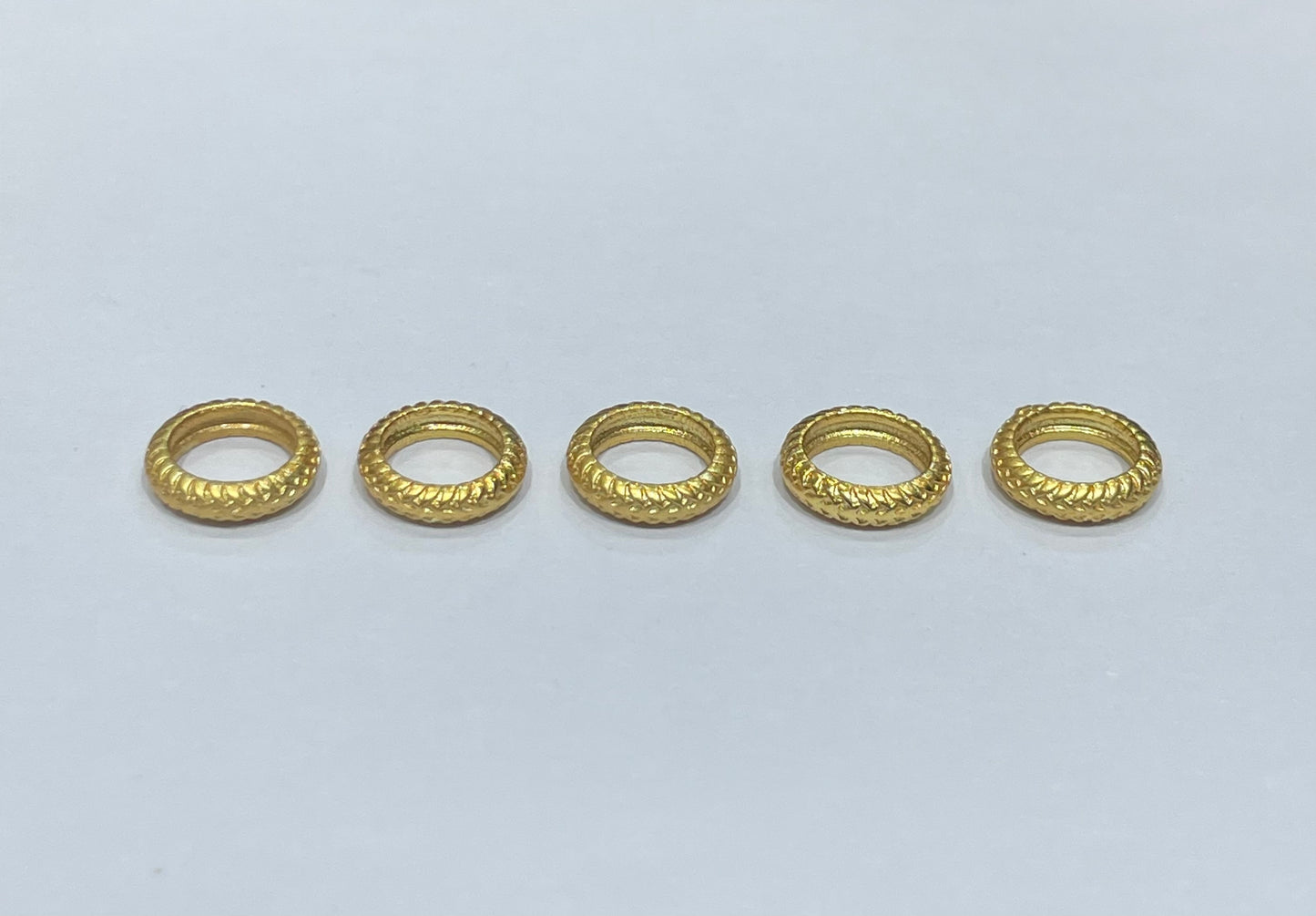 twisted alloy ring spacer