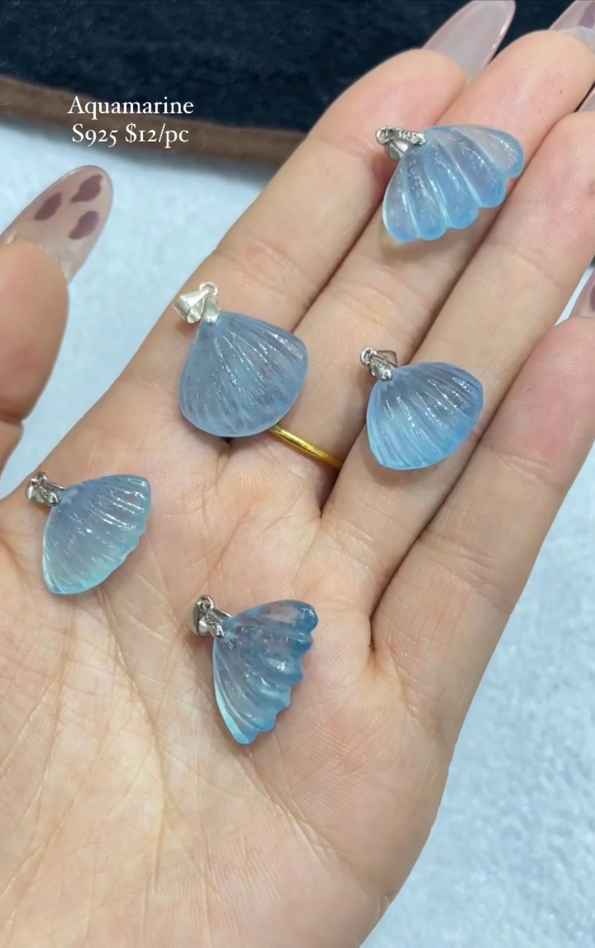 aquamarine shell pendant