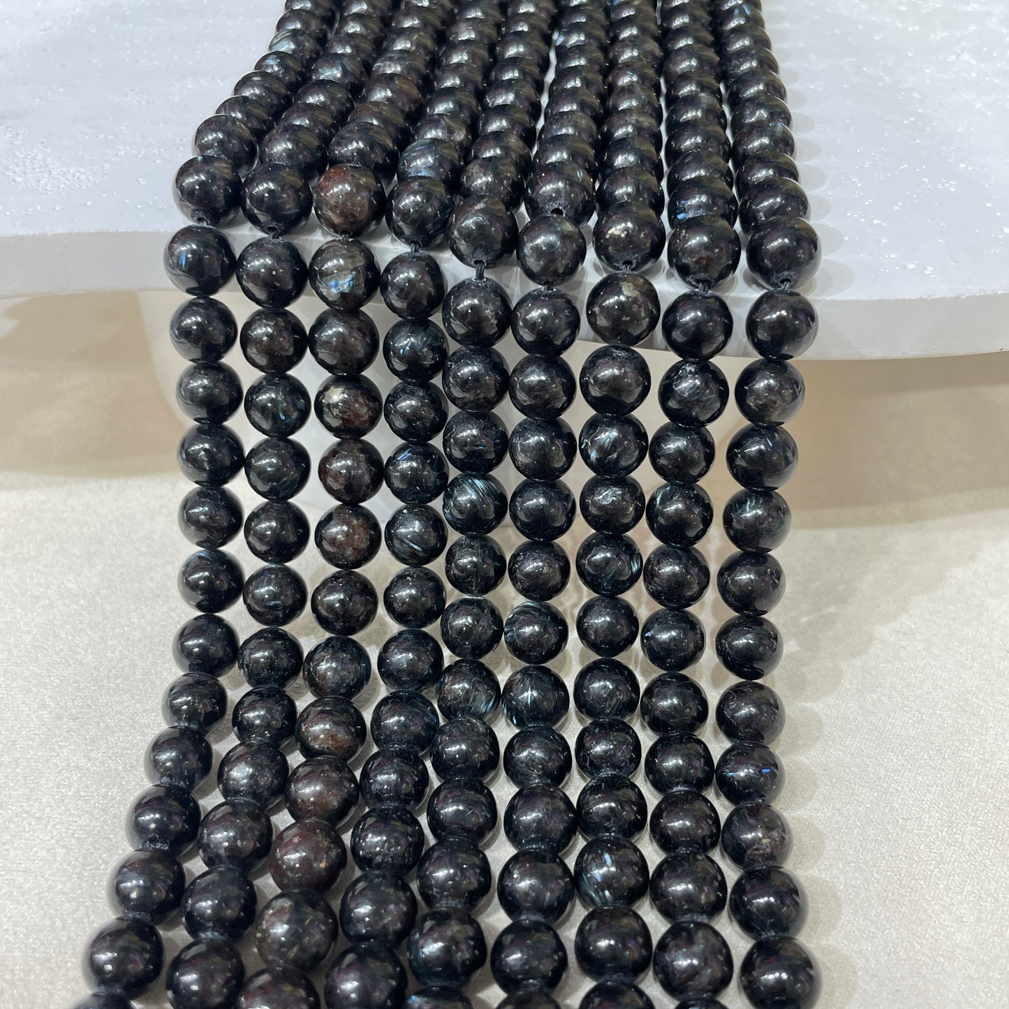 glaucophane strands 8mm