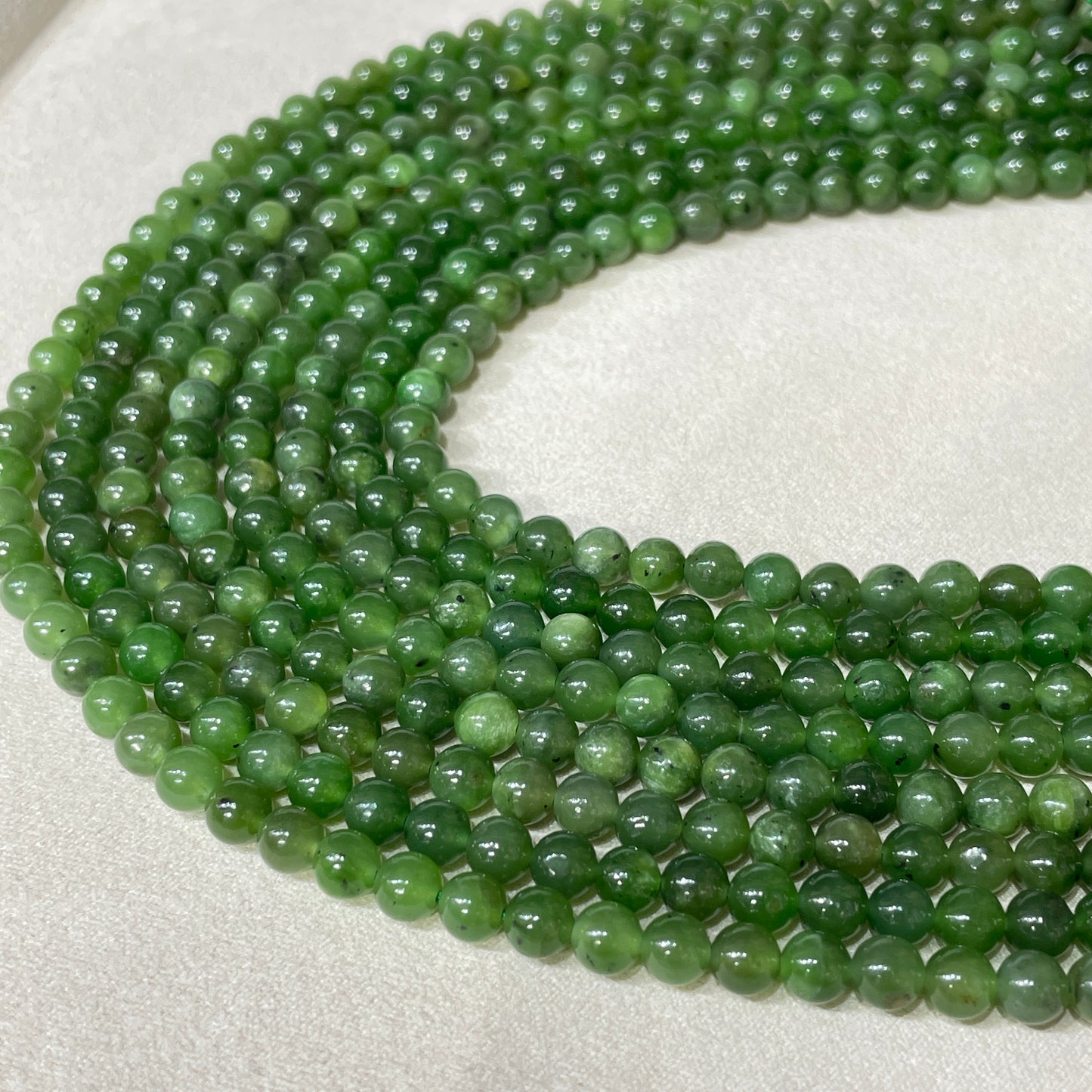 jade strands 10mm