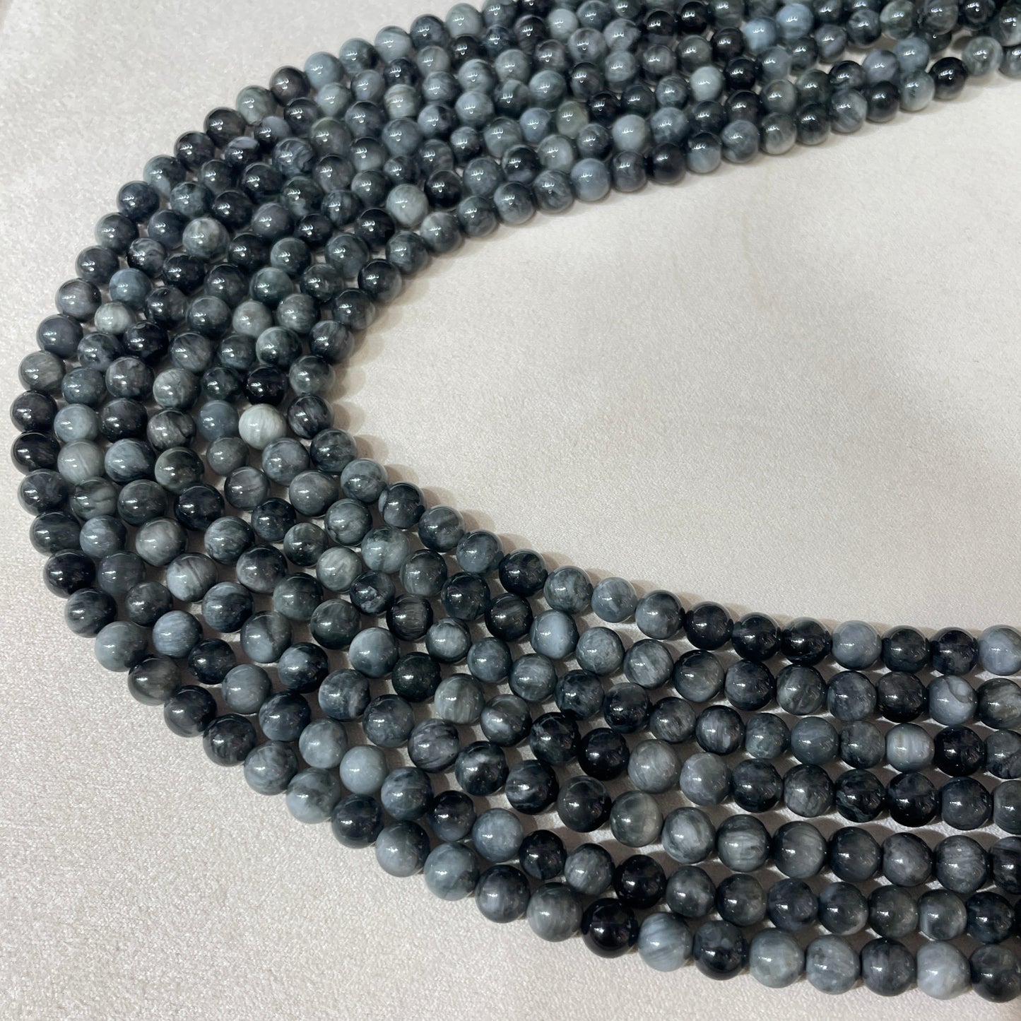 eagle eyes strands 10mm