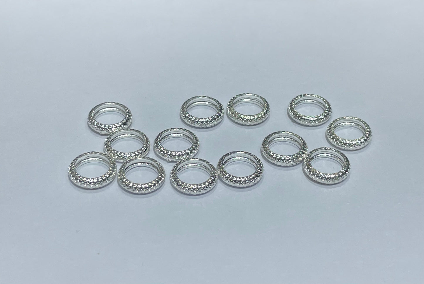 twisted alloy ring spacer