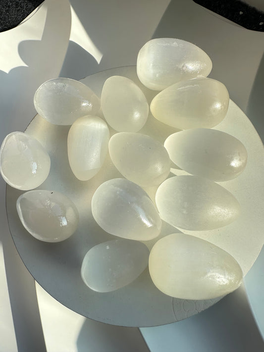 Selenite eggs