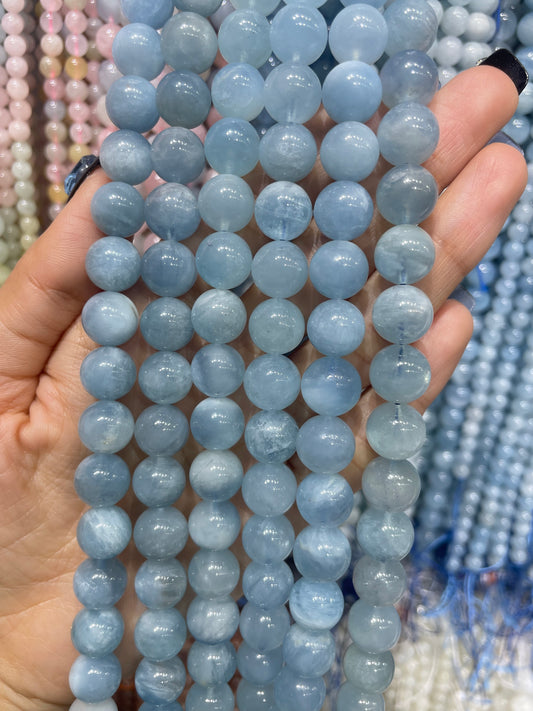 natural aquamarine strand