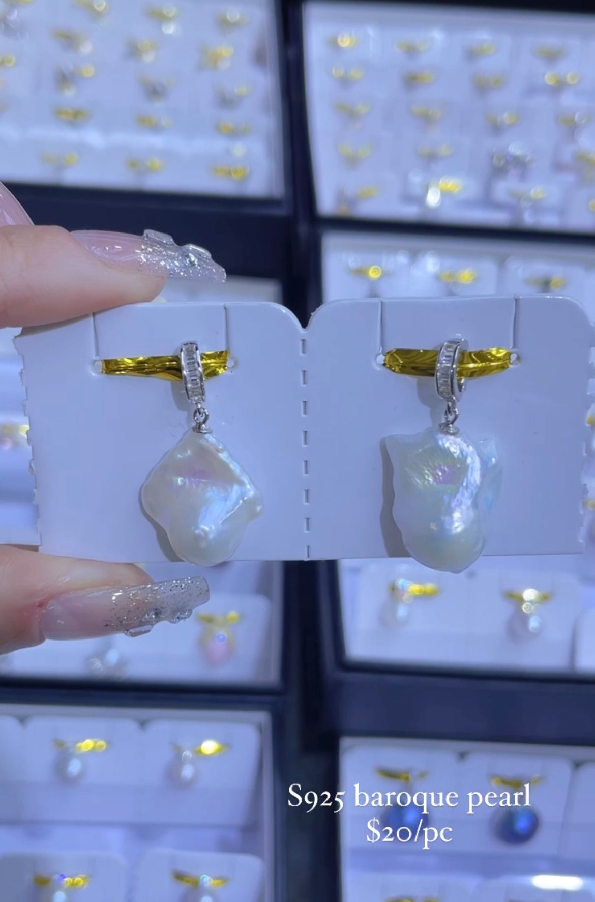 s925 baroque pearl pendant