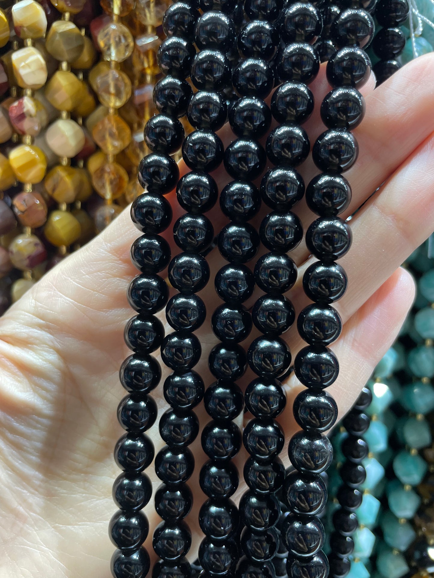 black obsidian strand