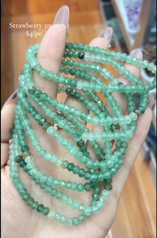 faceted green strawberry 5mm bracelet