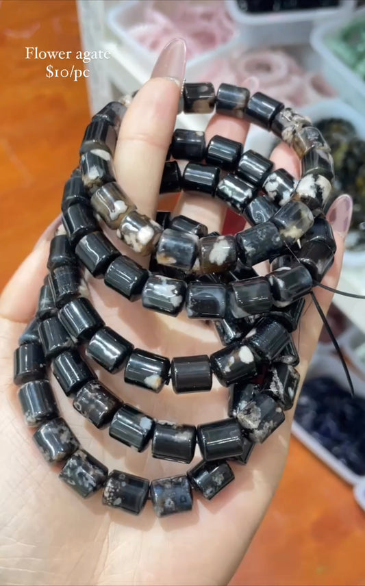black flower agate