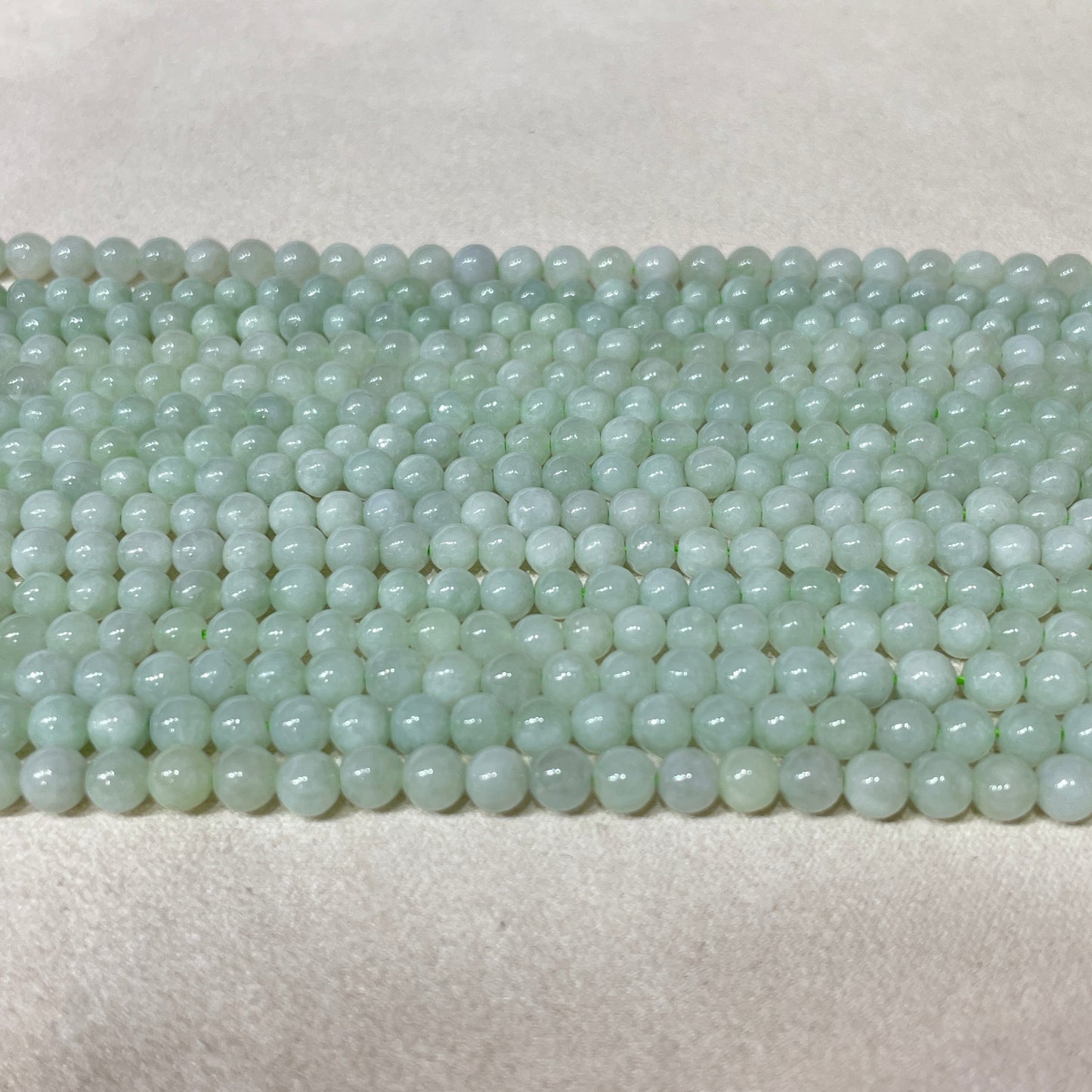 jade strands 4mm