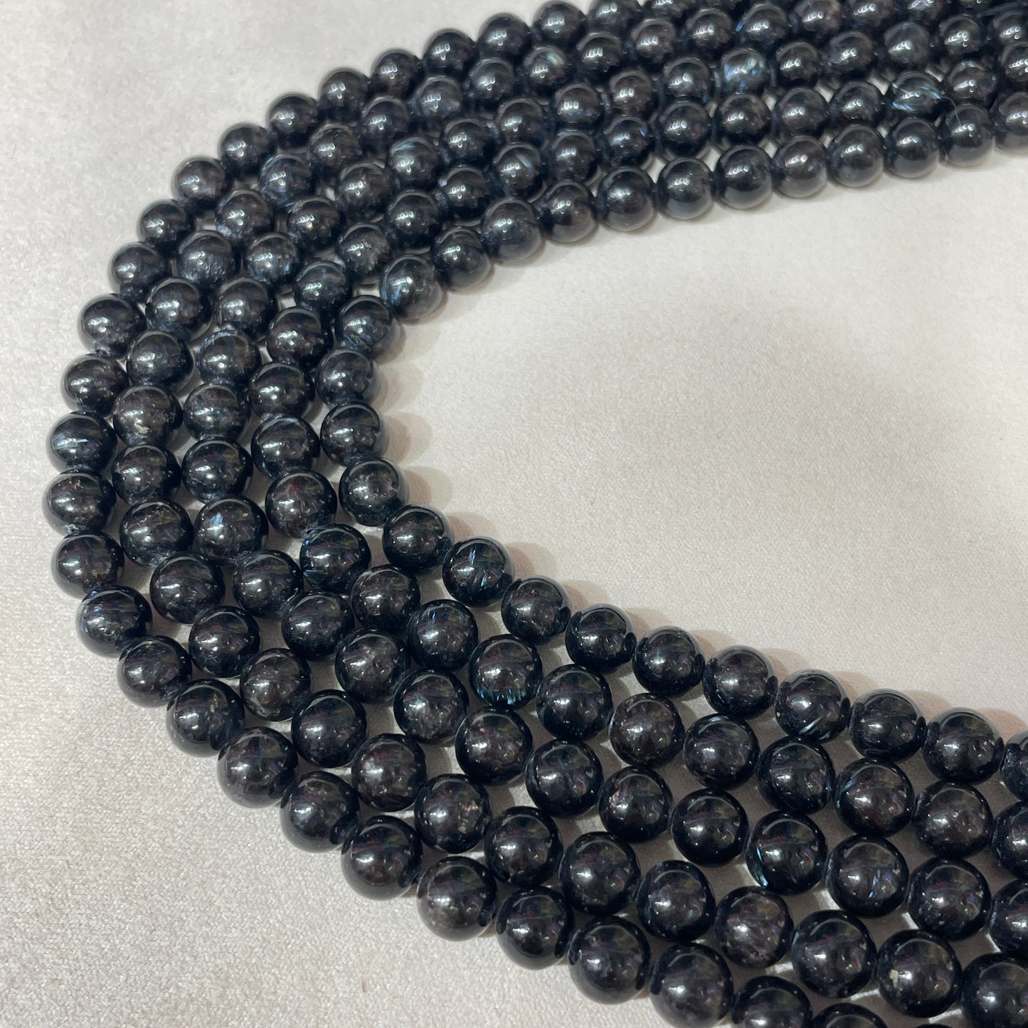 glaucophane strands 8mm