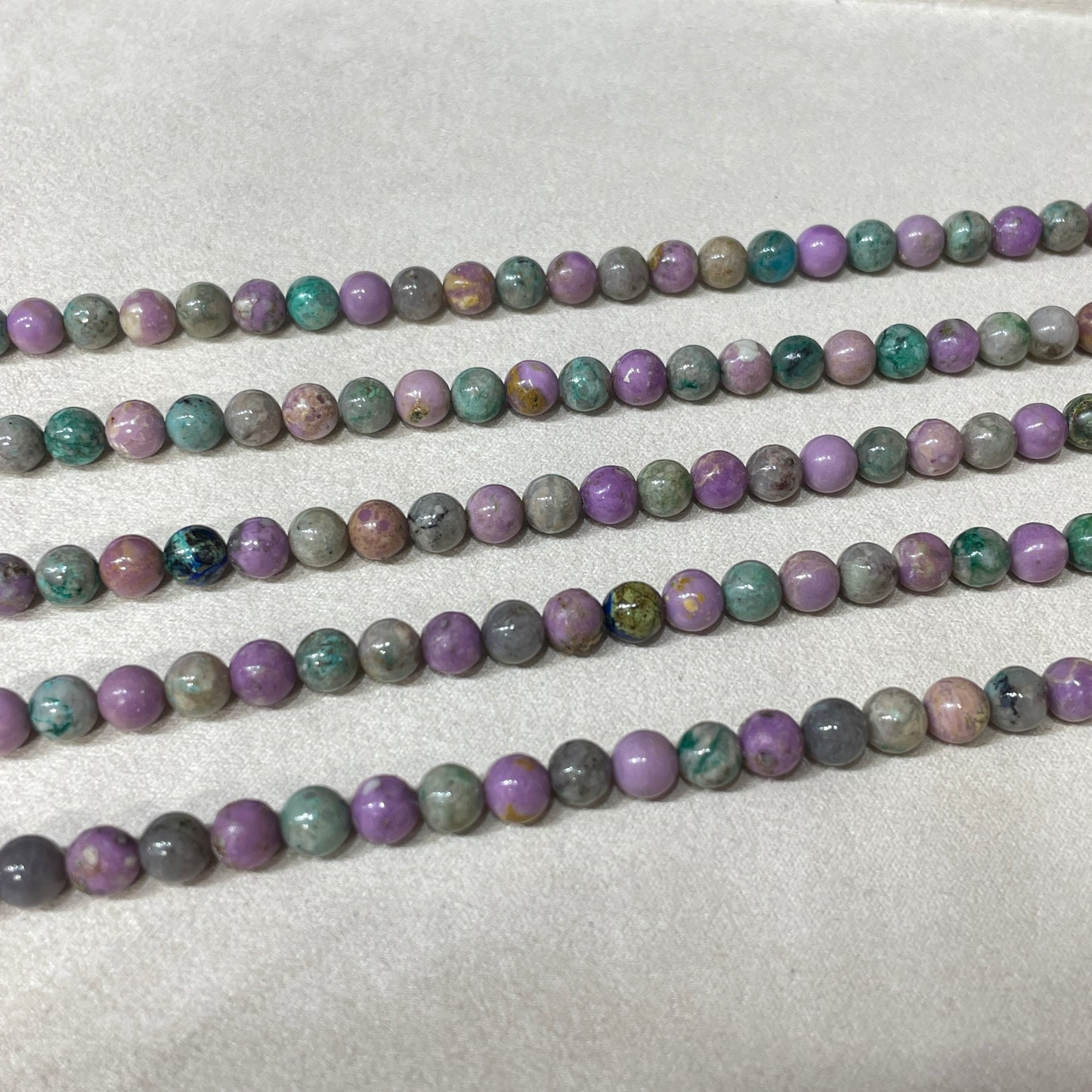 lepidolite  strands 10mm