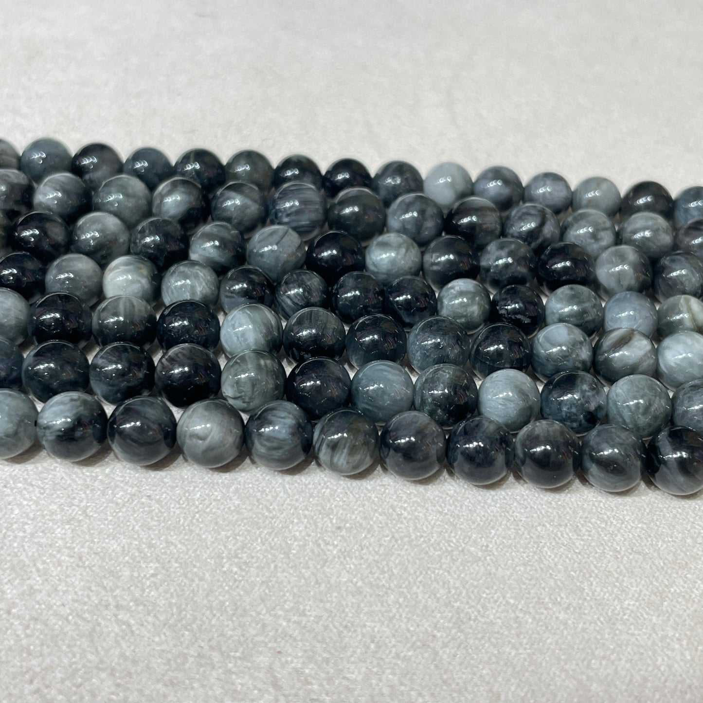 eagle eyes strands 10mm