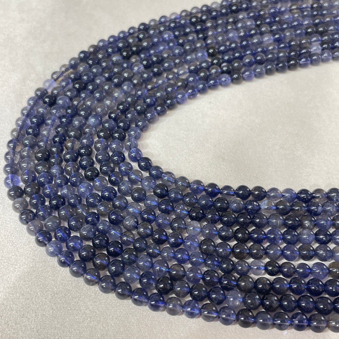 iolite strands 5mm